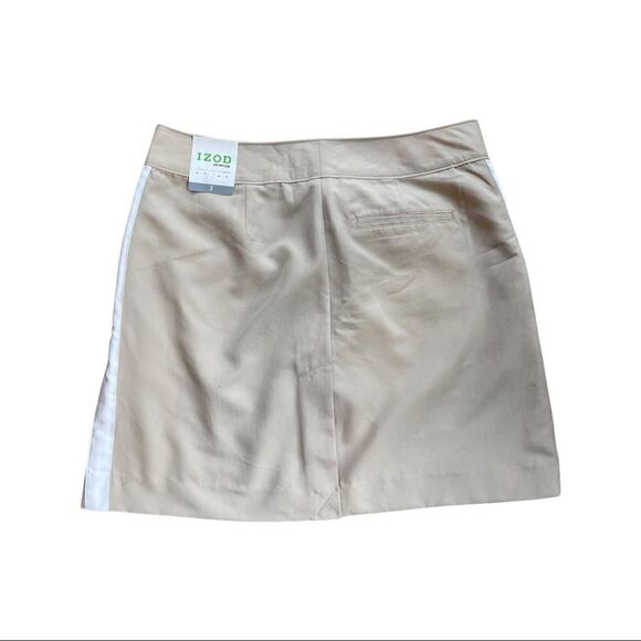 Izod X-TREME Function Women’s Golf Skort - Picture 2 of 7
